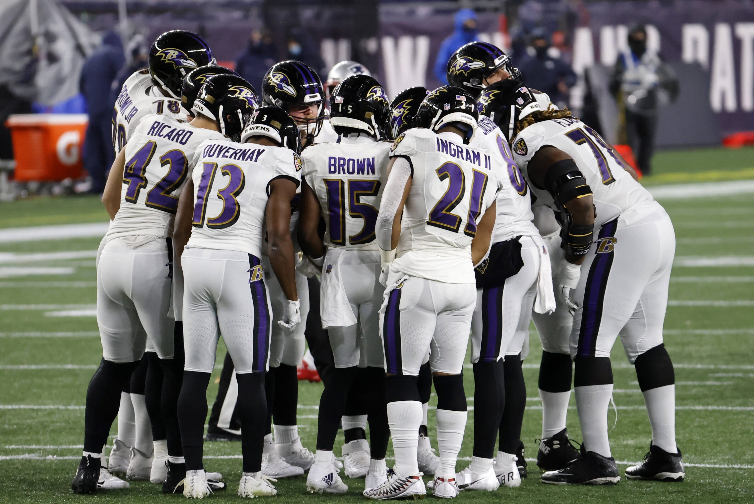 FOXBOROUGH, MA - NOVEMBER 15: The Ravens huddle up during a game between the New England Patriots and the Baltimore Rave